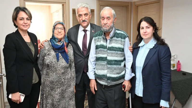 Vali Makas’tan şehit ailesine anlamlı ziyaret