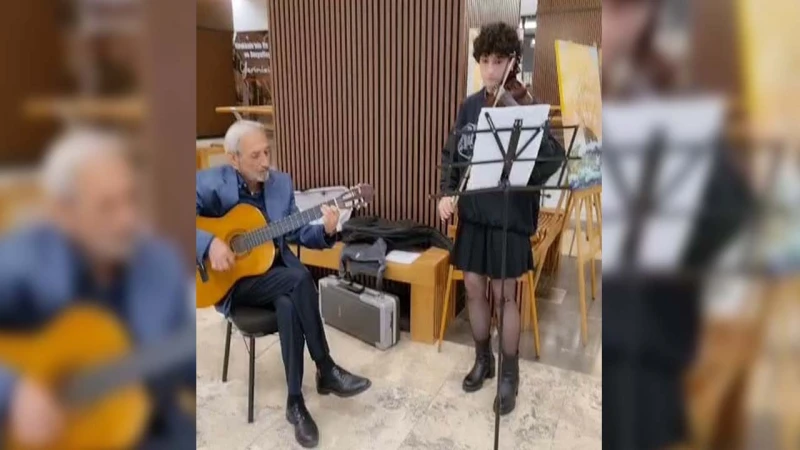 Zamanın Ötesi sergisine müzikle sanatsal dokunuş