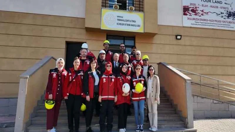 Öğrenciler afet bilincini pekiştirdi