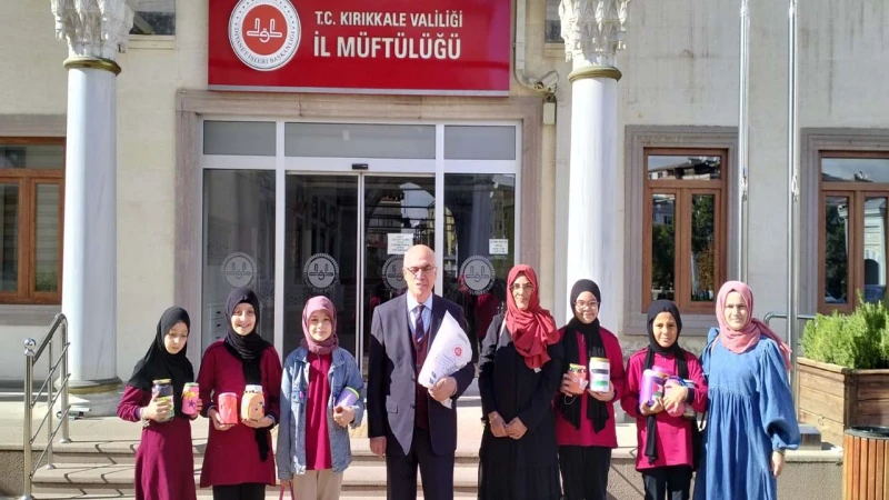 Öğrencilerden Filistin’e anlamlı destek