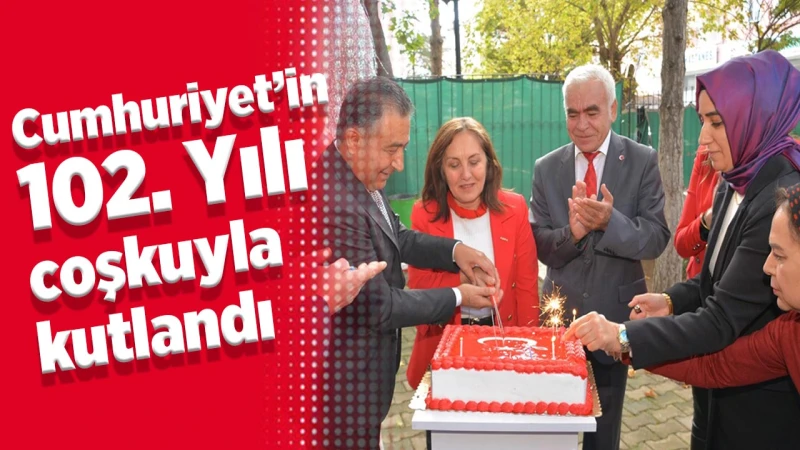 Öğrenciler, Cumhuriyet’in 102. Yılını coşkuyla kutladı