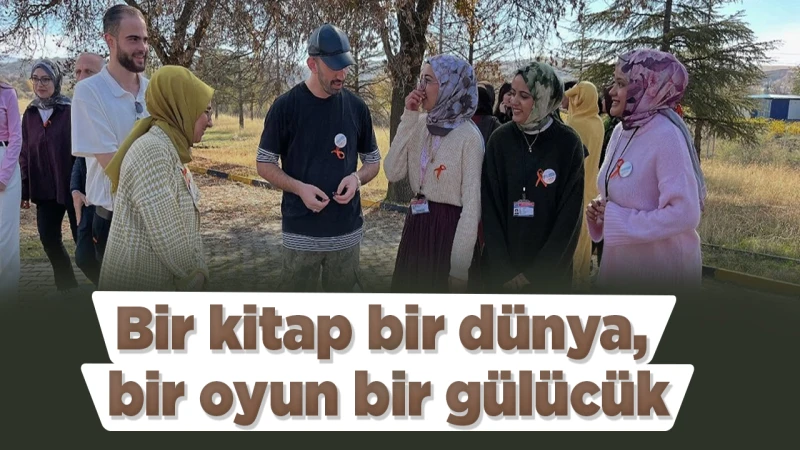 Bir kitap bir dünya, bir oyun bir gülücük