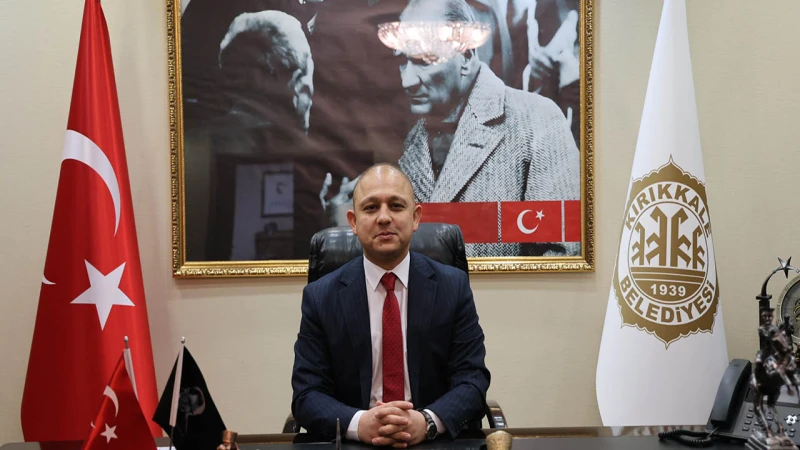 Kırıkkale Belediyesi, öğrencilere kırtasiye desteği veriyor