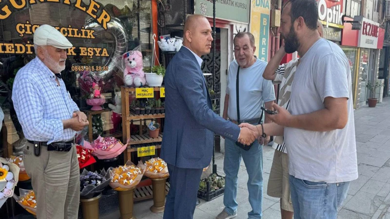 Önal, esnafların sorun ve talebini dinledi