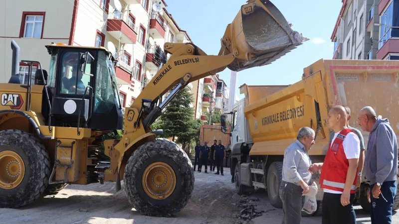Çalılıöz Mahallesi’nde çevre düzenlemesi yapılıyor