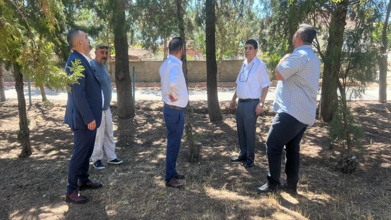 Erdoğan, belediye çalışanlarını sahada ziyaret etti