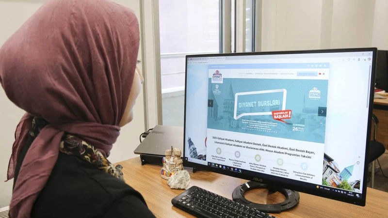 TDV Diyanet Bursları için başvurular başladı