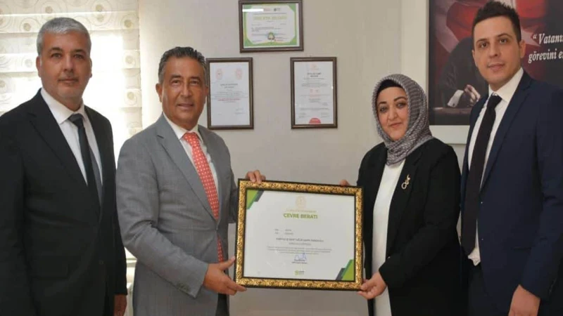 Bakan Tekin’den Kırıkkale’ye ödül