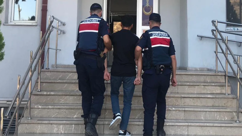 Kırıkkale’de aranan şahıs jandarmadan kaçamadı