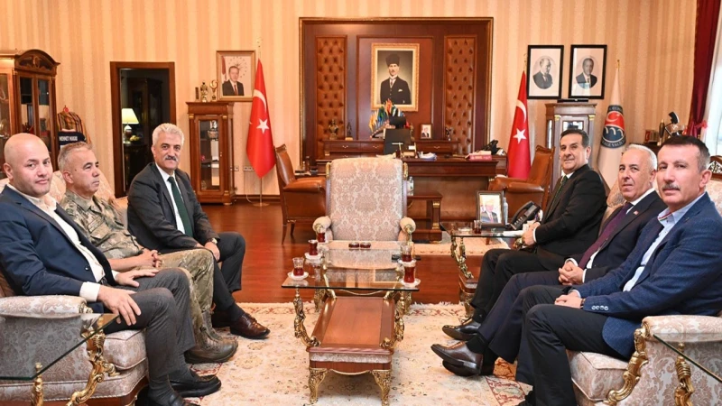 Vali Makas’a üst düzey ziyaretler