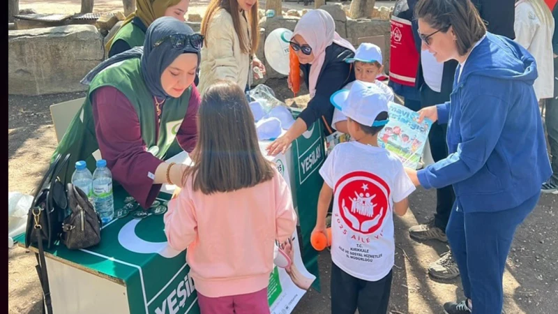 Yeşilay, aileler için farkındalık oluşturuyor