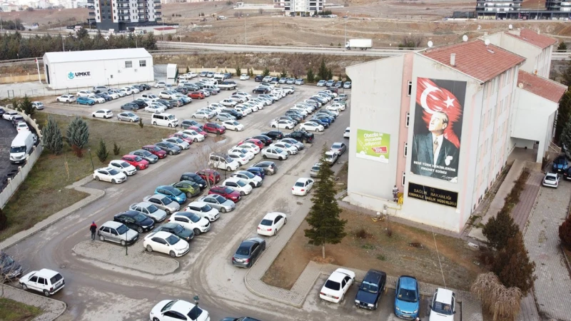 Hastaneyi rahatlatacak hamle: O bina yıkılacak, yerine otopark yapılacak