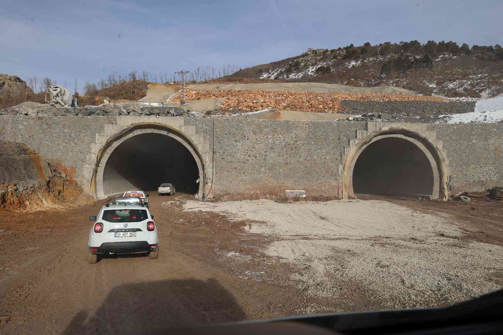 Karadeniz’i Akdeniz’e bağlayacak tünel 10 yıldır bitirilemedi