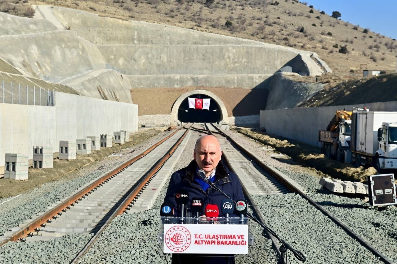 Cumhurbaşkanı Erdoğan bu yıl tamamlanacağını duyurmuştu, Ankara-Sivas arasında ulaşım 2 saate düşecek