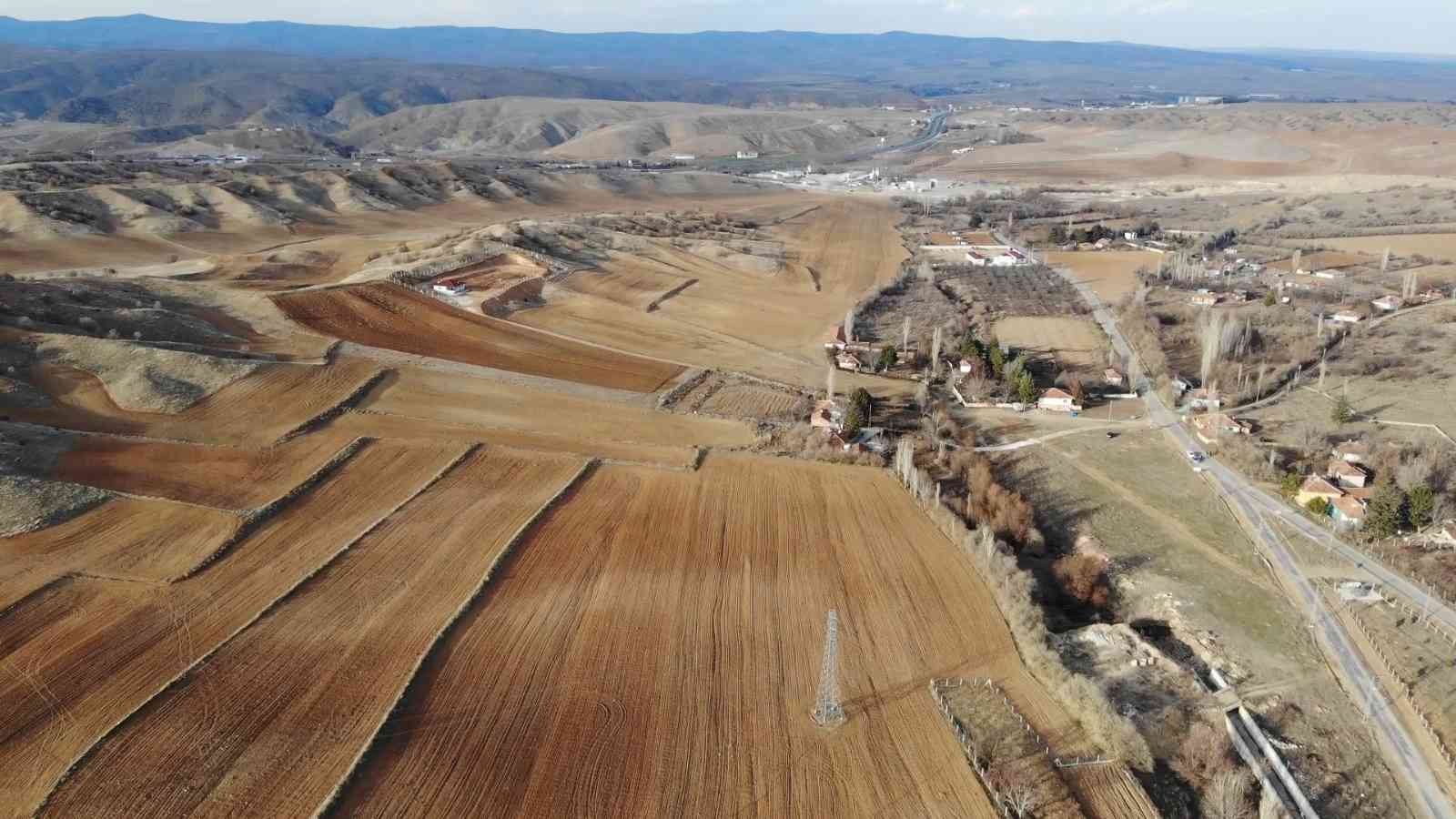 Tedirgin Eden Kuraklık: Vatandaşlar Su Kaynakları Aramaya Başladı