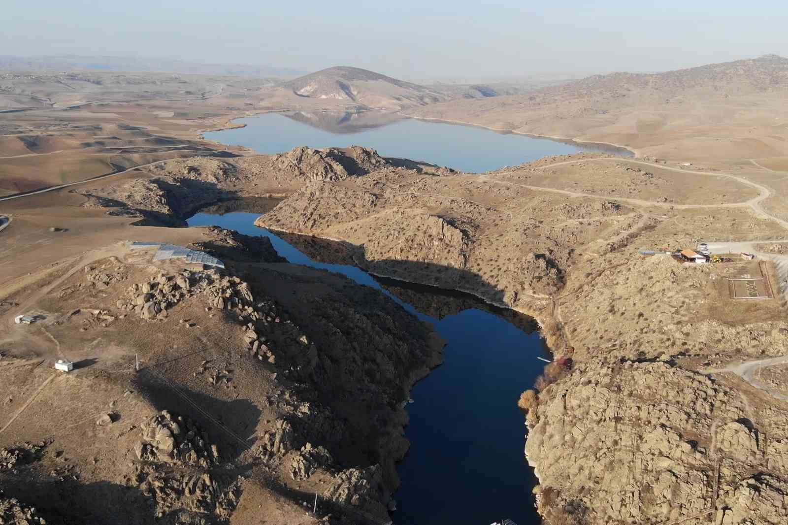 Kış mevsiminde yaz havası: Tarih ve doğanın iç içe olduğu mekanda güneşin tadını çıkardılar