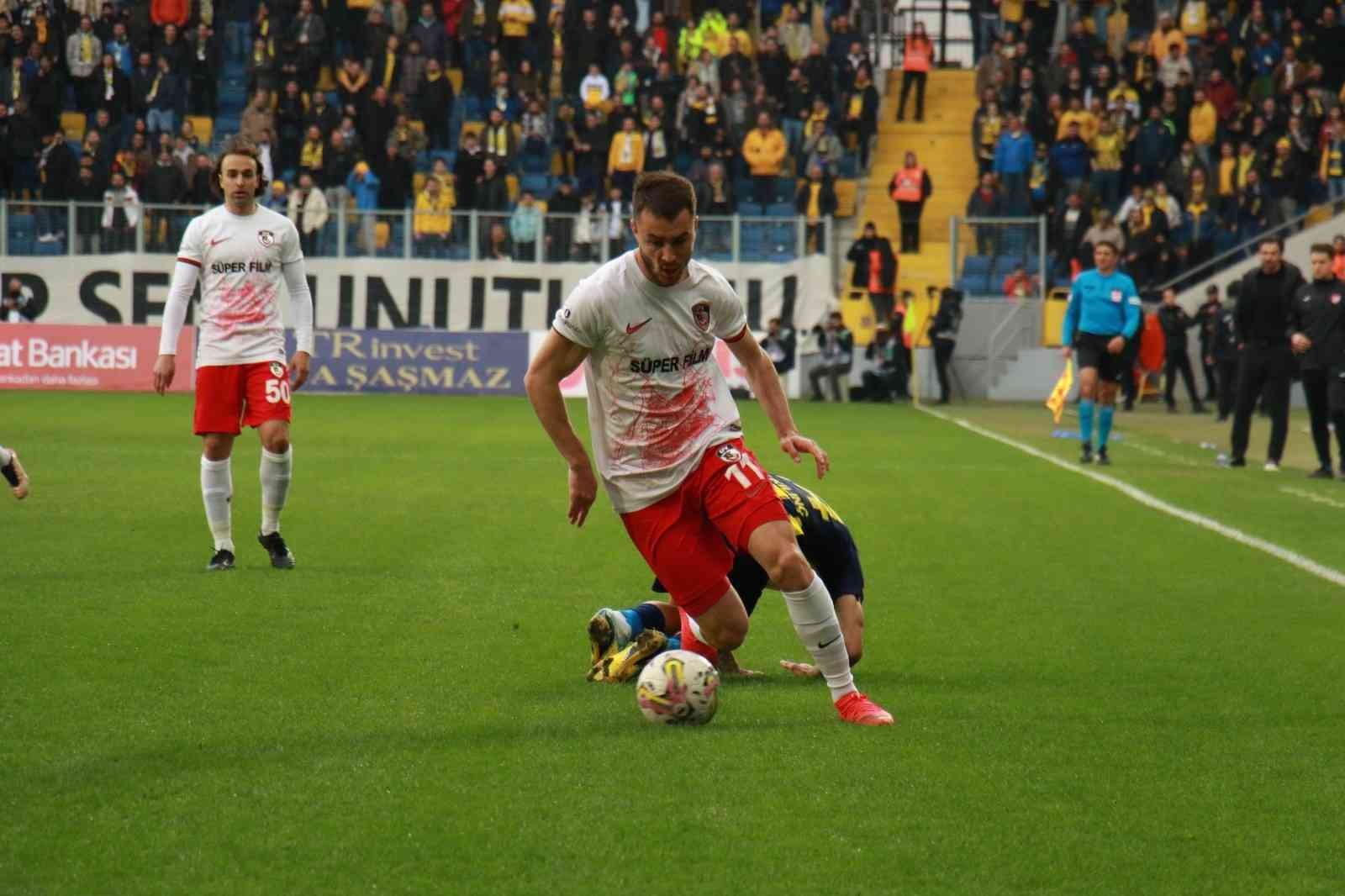 Spor Toto Süper Lig: MKE Ankaragücü: 0 - Gaziantep FK: 0 (İlk yarı)