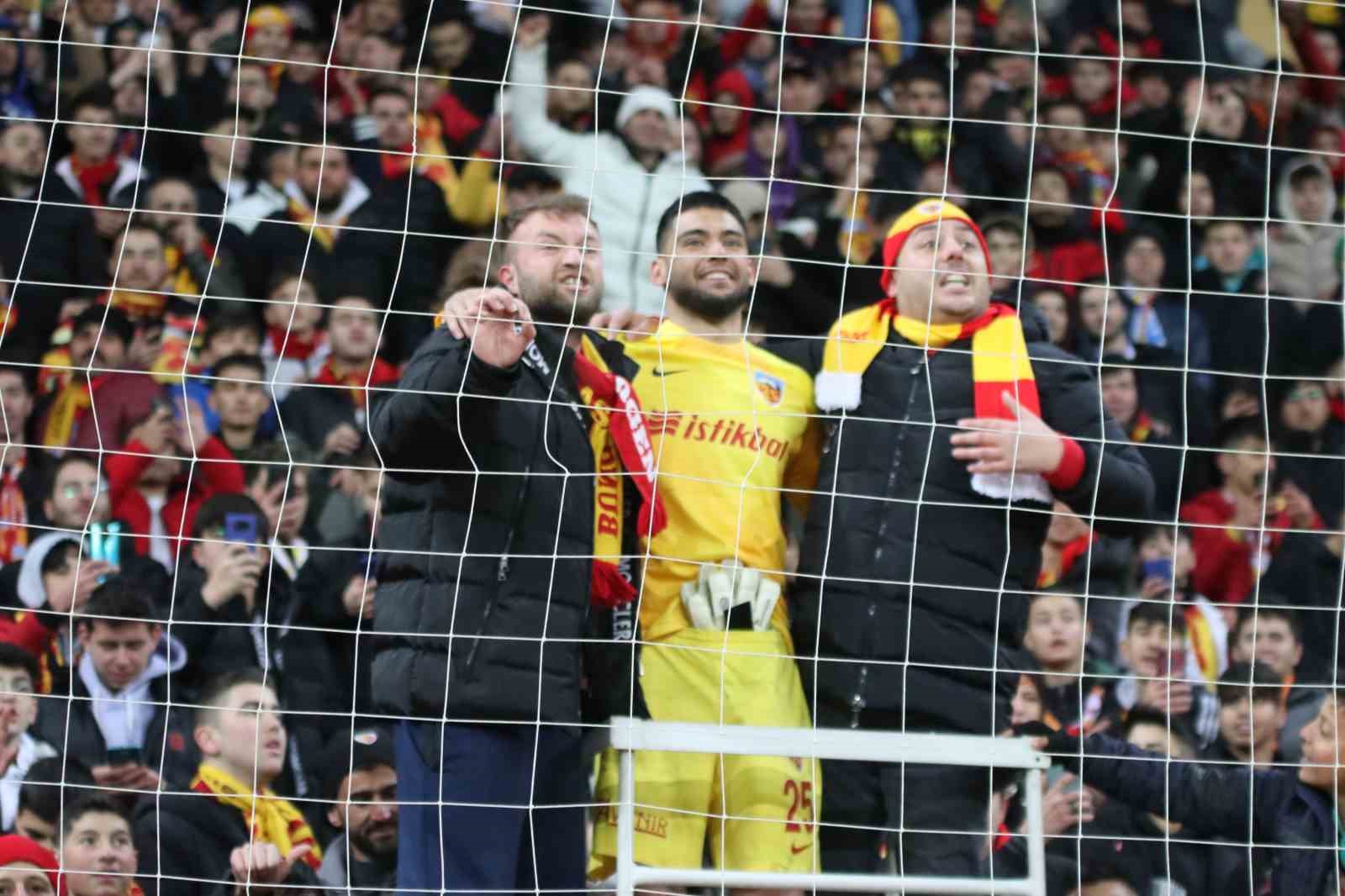 Spor Toto Süper Lig: Kayserispor: 1 - Medipol Başakşehir: 0 (Maç sonucu)