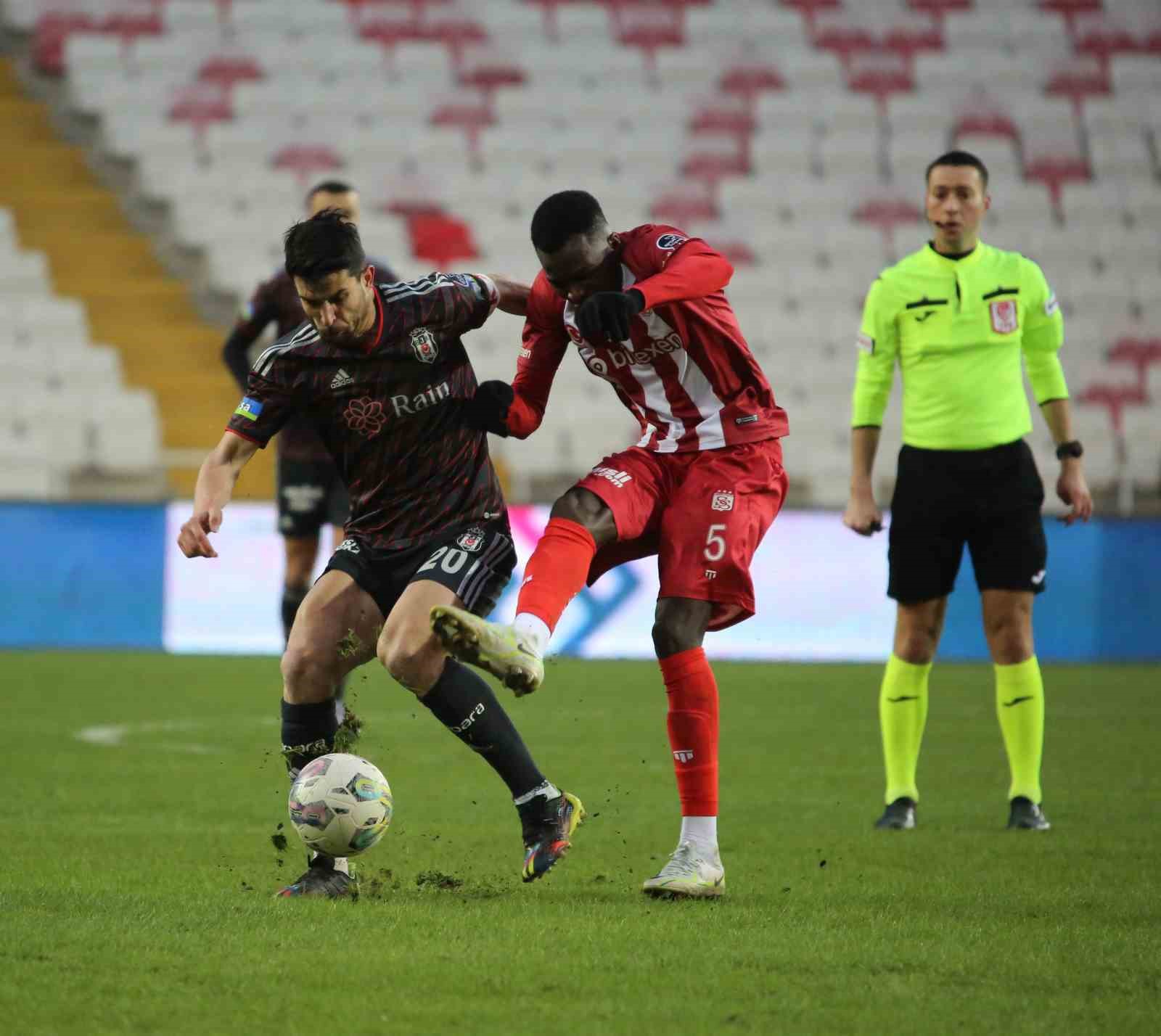 Spor Toto Süper Lig: DG Sivasspor: 1 - Beşiktaş: 0 (Maç sonucu)