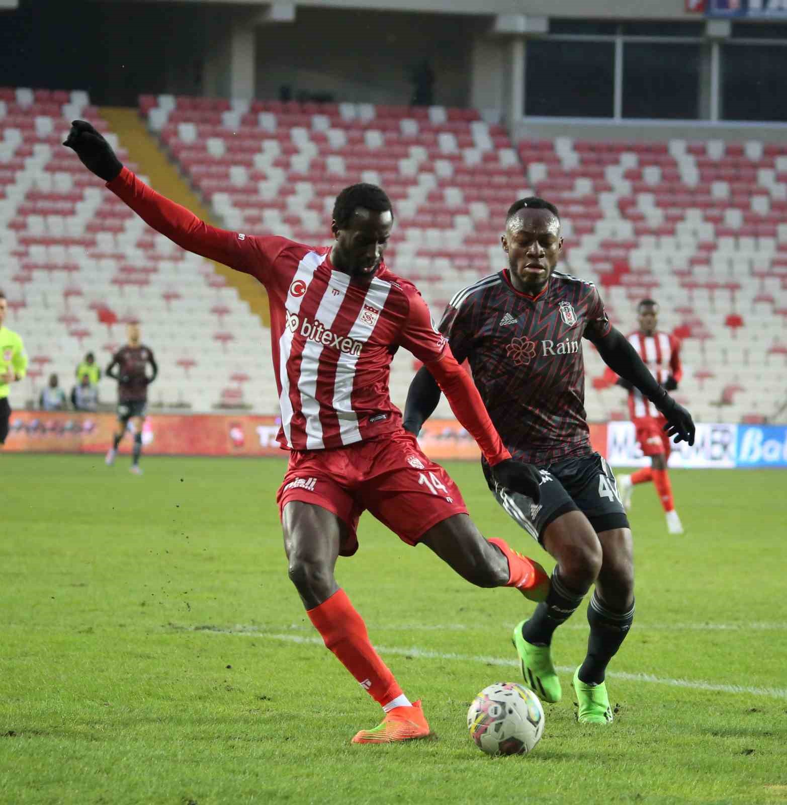 Spor Toto Süper Lig: DG Sivasspor: 1 - Beşiktaş: 0 (Maç sonucu)