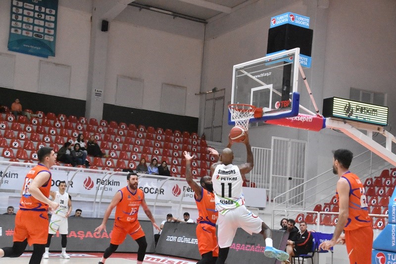 Hazırlık maçı: Aliağa Petkimspor: 84 - Çağdaş Bodrum Spor: 85