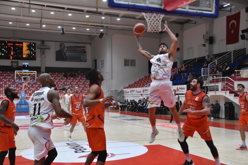 Hazırlık maçı: Aliağa Petkimspor: 84 - Çağdaş Bodrum Spor: 85