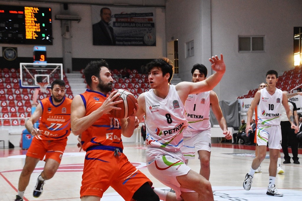 Hazırlık maçı: Aliağa Petkimspor: 84 - Çağdaş Bodrum Spor: 85