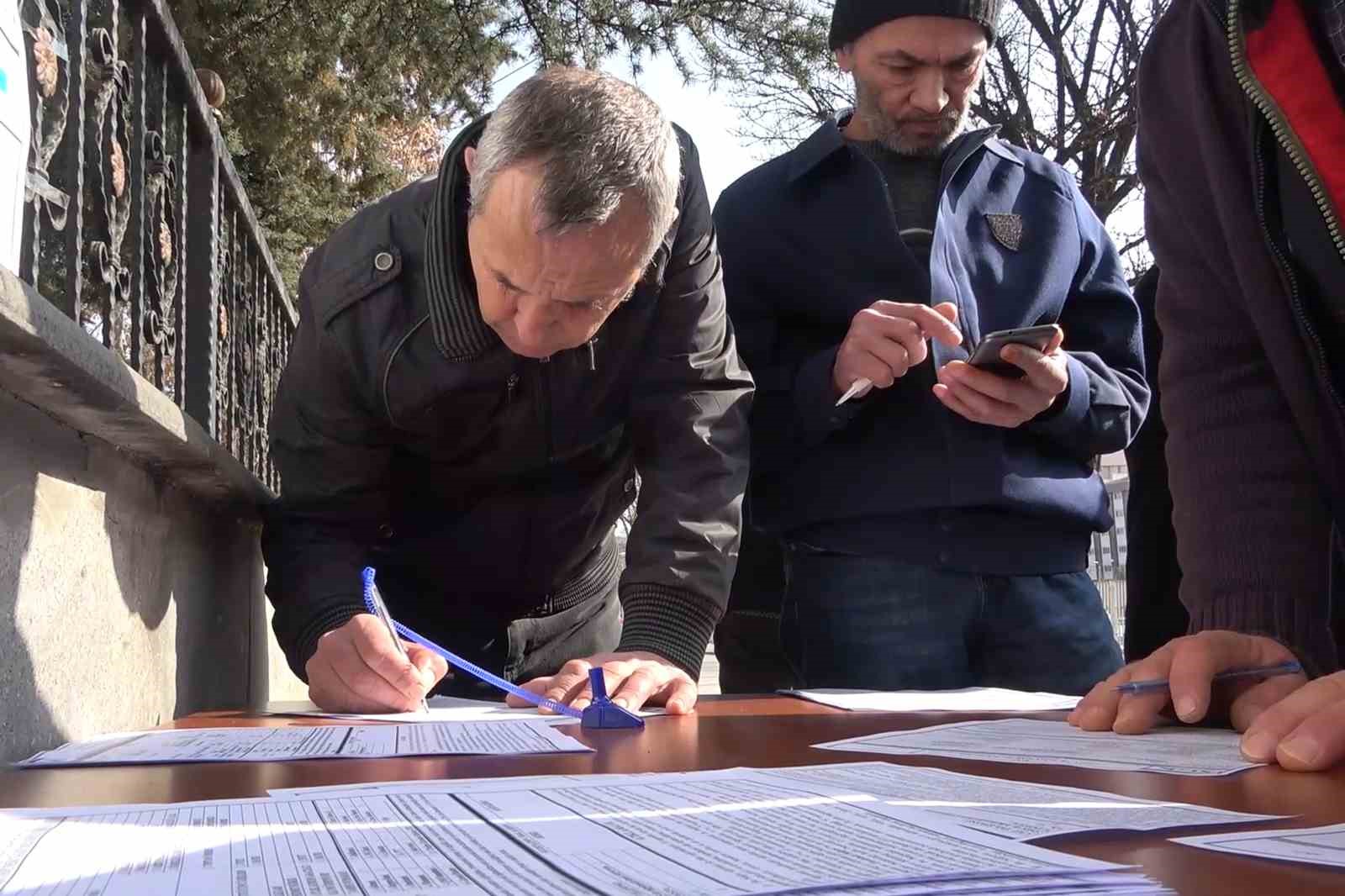 EYT’li vatandaş: "Allah Cumhurbaşkanımızdan razı olsun"