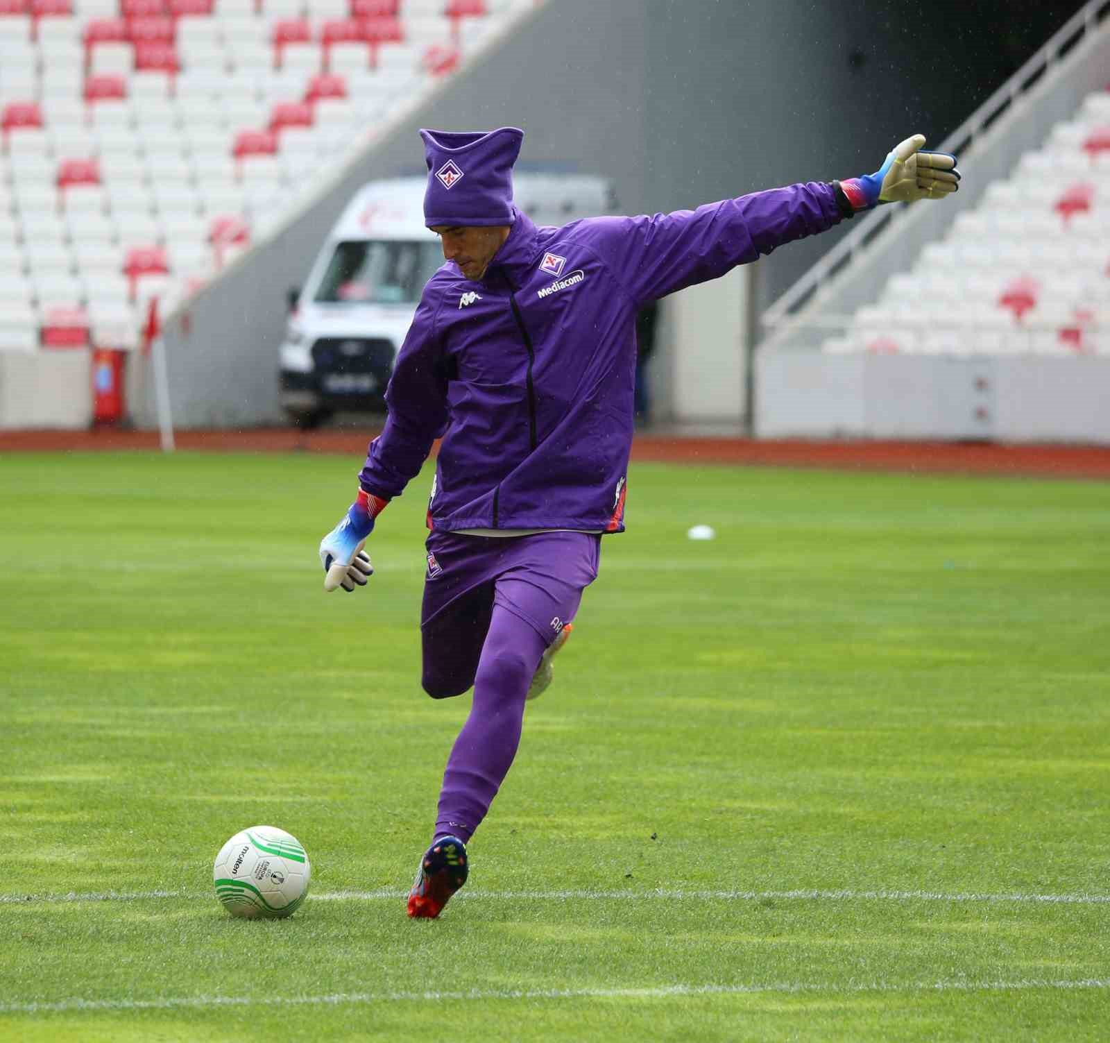 Fiorentina, Sivasspor maçı hazırlıklarını tamamladı