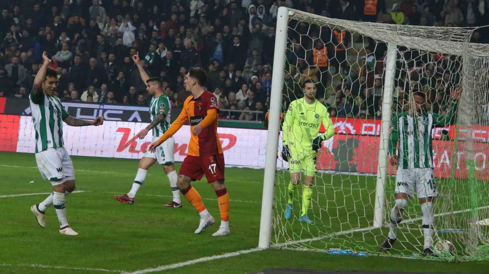 Spor Toto Süper Lig: Konyaspor: 2 - Galatasaray: 1 (Maç sonucu)