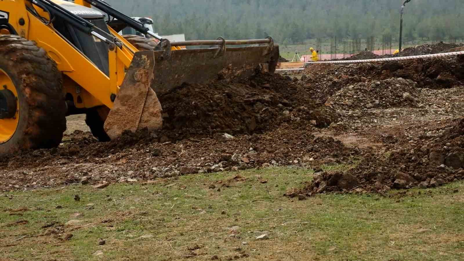 Bakan Kurum: “143 bin 261 köy evi için Gaziantep’in Nurdağı ilçesine bağlı 7 köyde de 310 kalıcı konut inşa çalışmasına başlandı”