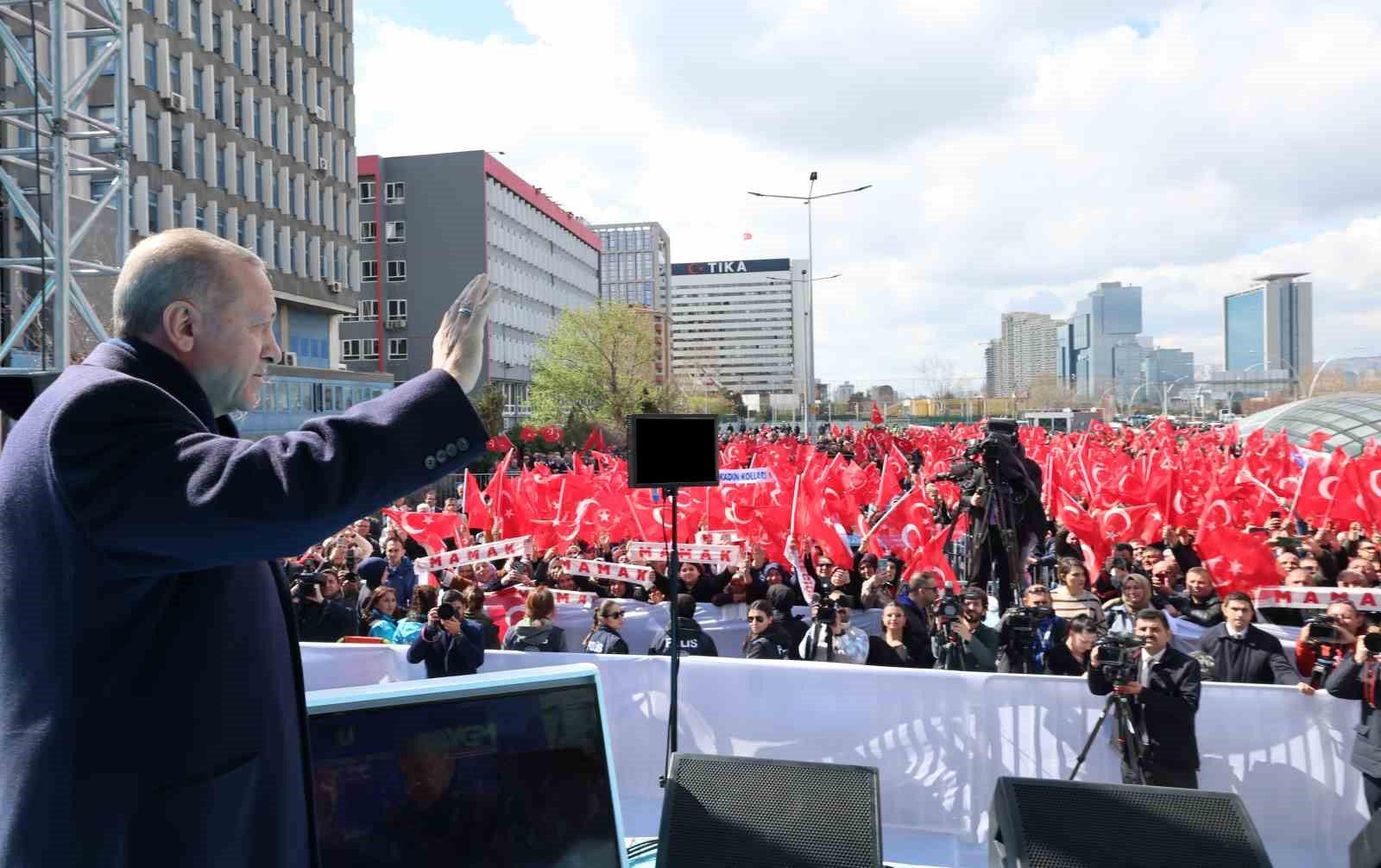 Cumhurbaşkanı Erdoğan: "Geçmişte CHP’ye yöneltmedik itham bırakmayanlar, Kılıçdaroğlu’nun eteğine dört elle sarıldılar"