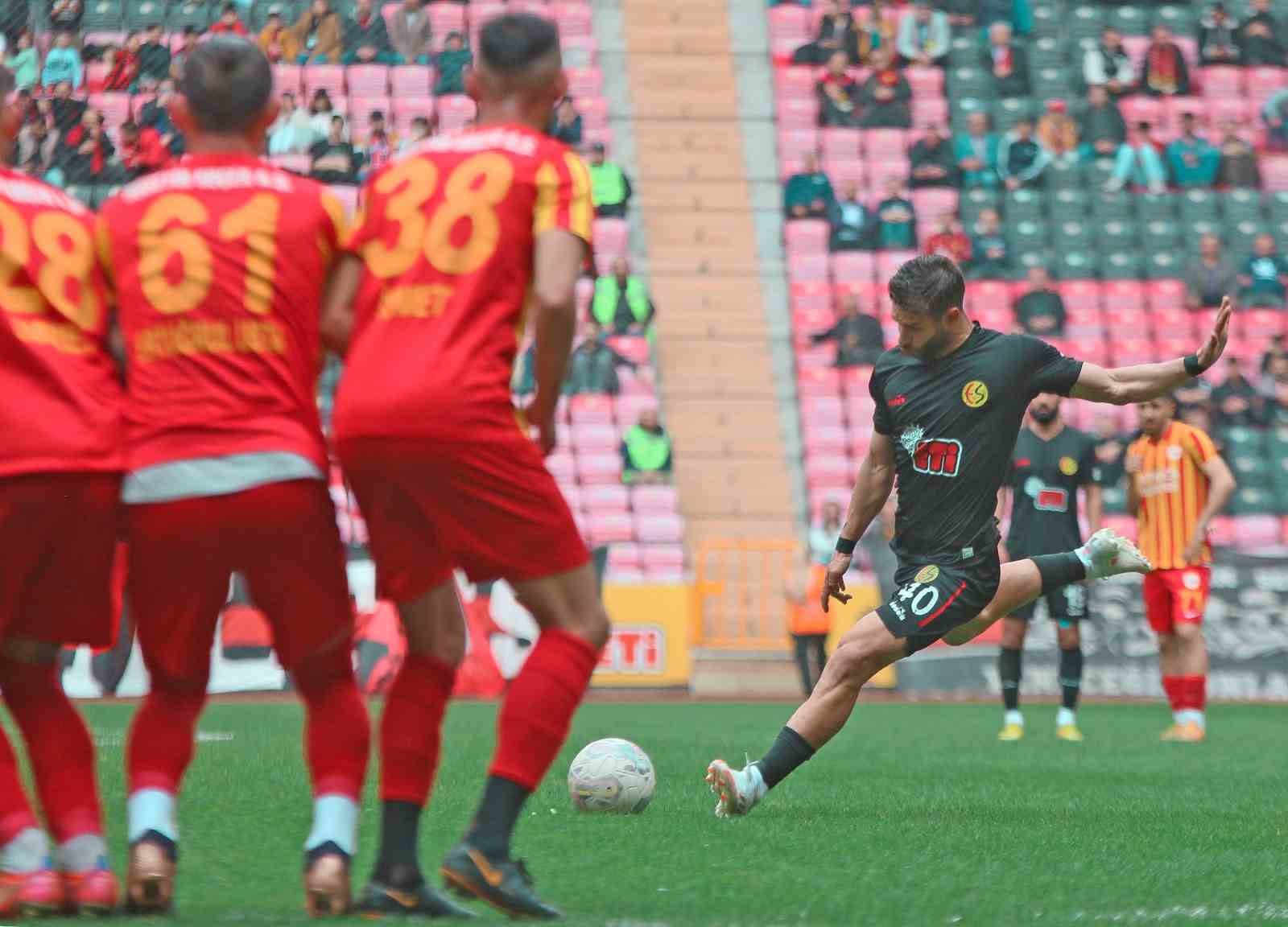 TFF 3. Lig: Eskişehirspor: 0 - Çatalcaspor: 1