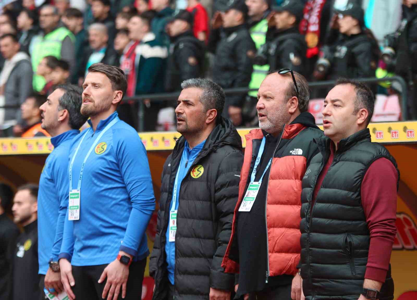 TFF 3. Lig: Eskişehirspor: 0 - Çatalcaspor: 1