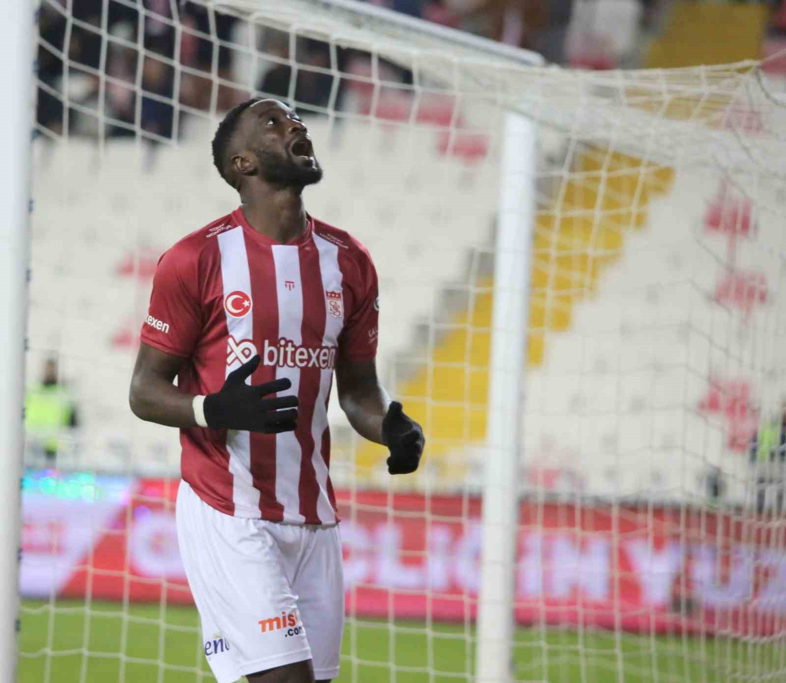 Spor Toto Süper Lig: DG Sivasspor: 4 - Trabzonspor: 1 (Maç sonucu)