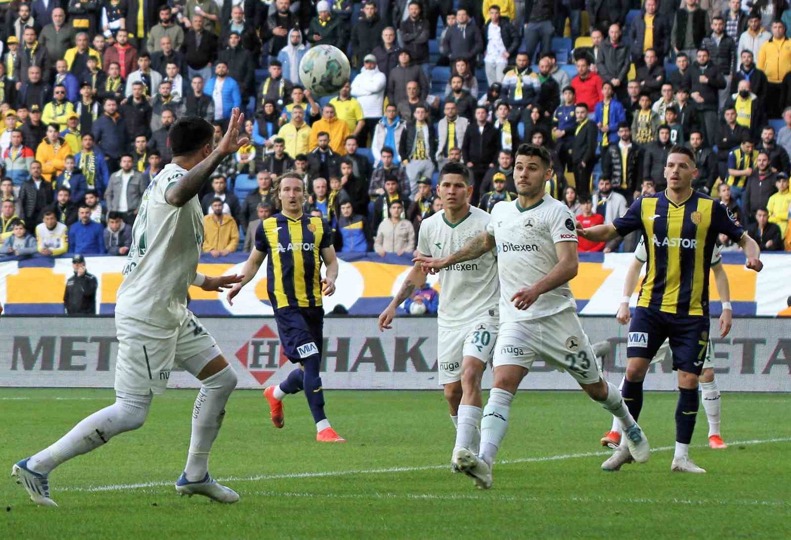 Spor Toto Süper Lig: MKE Ankaragücü: 3 - Giresunspor: 1 (Maç sonucu)