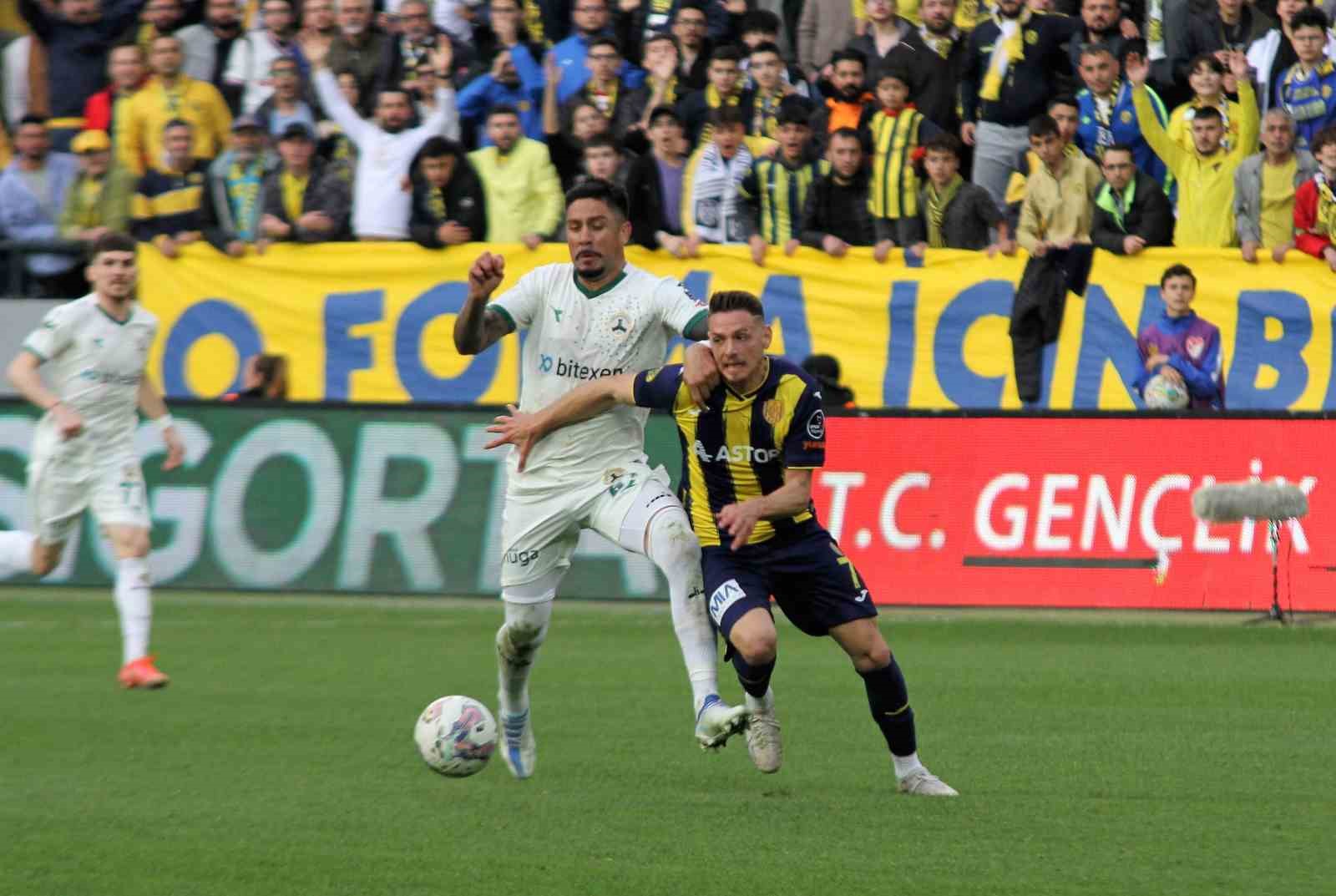 Spor Toto Süper Lig: MKE Ankaragücü: 3 - Giresunspor: 1 (Maç sonucu)