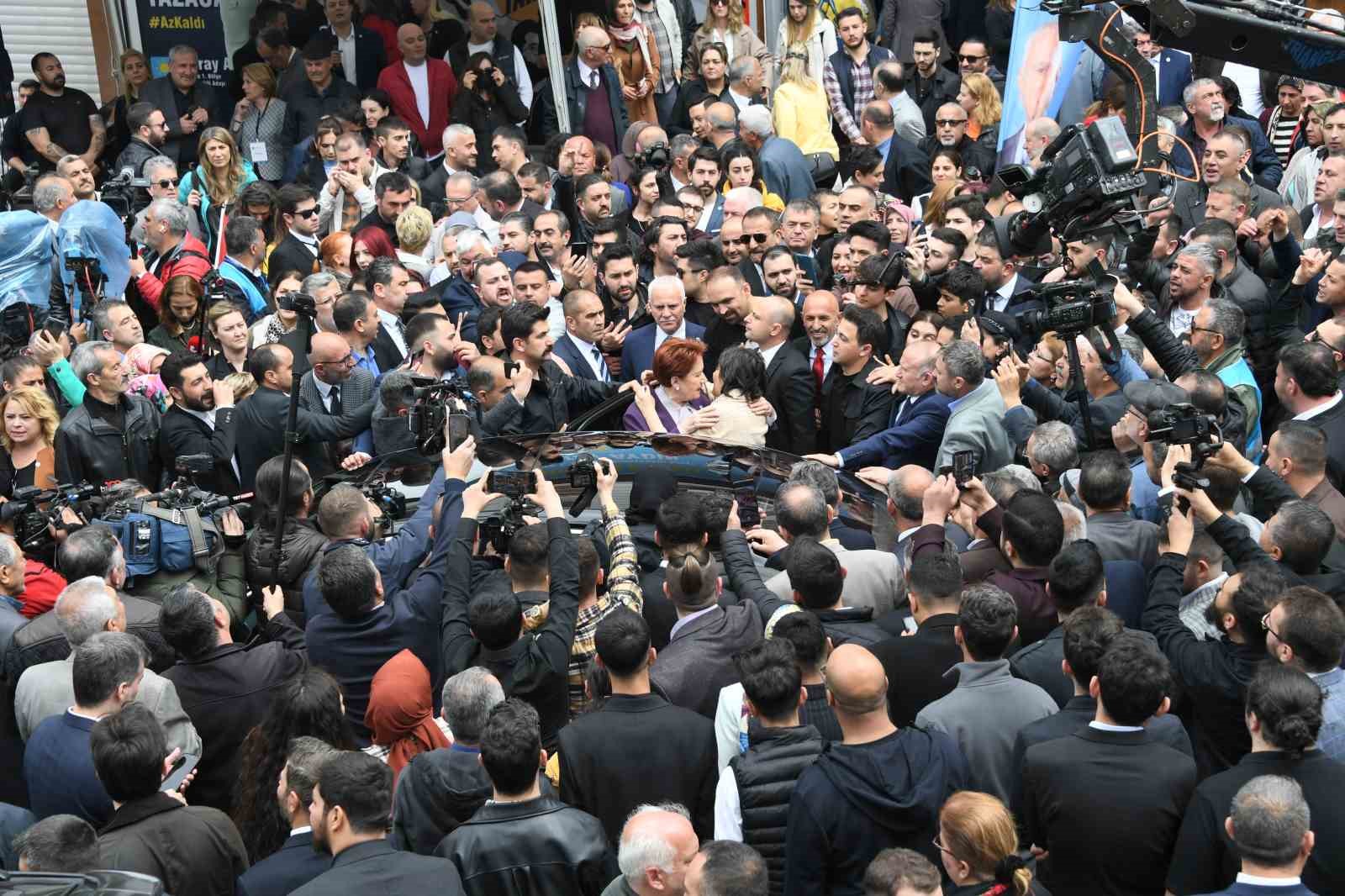 İYİ Parti lideri Akşener: “Türkiye için egosundan vazgeçen insanlarız”