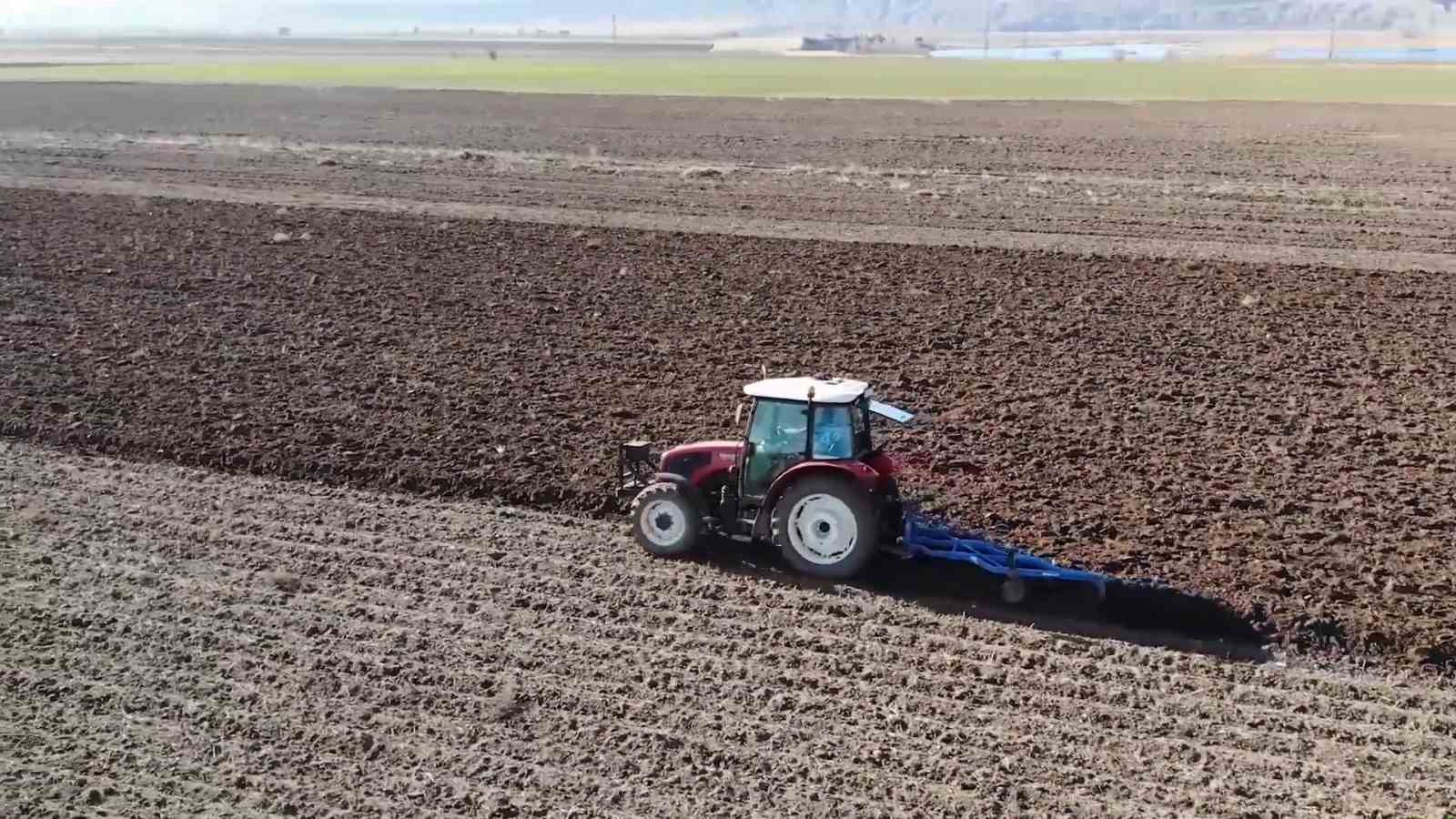 Muhafaza edilen ata tohumları çiftçilere dağıtıldı