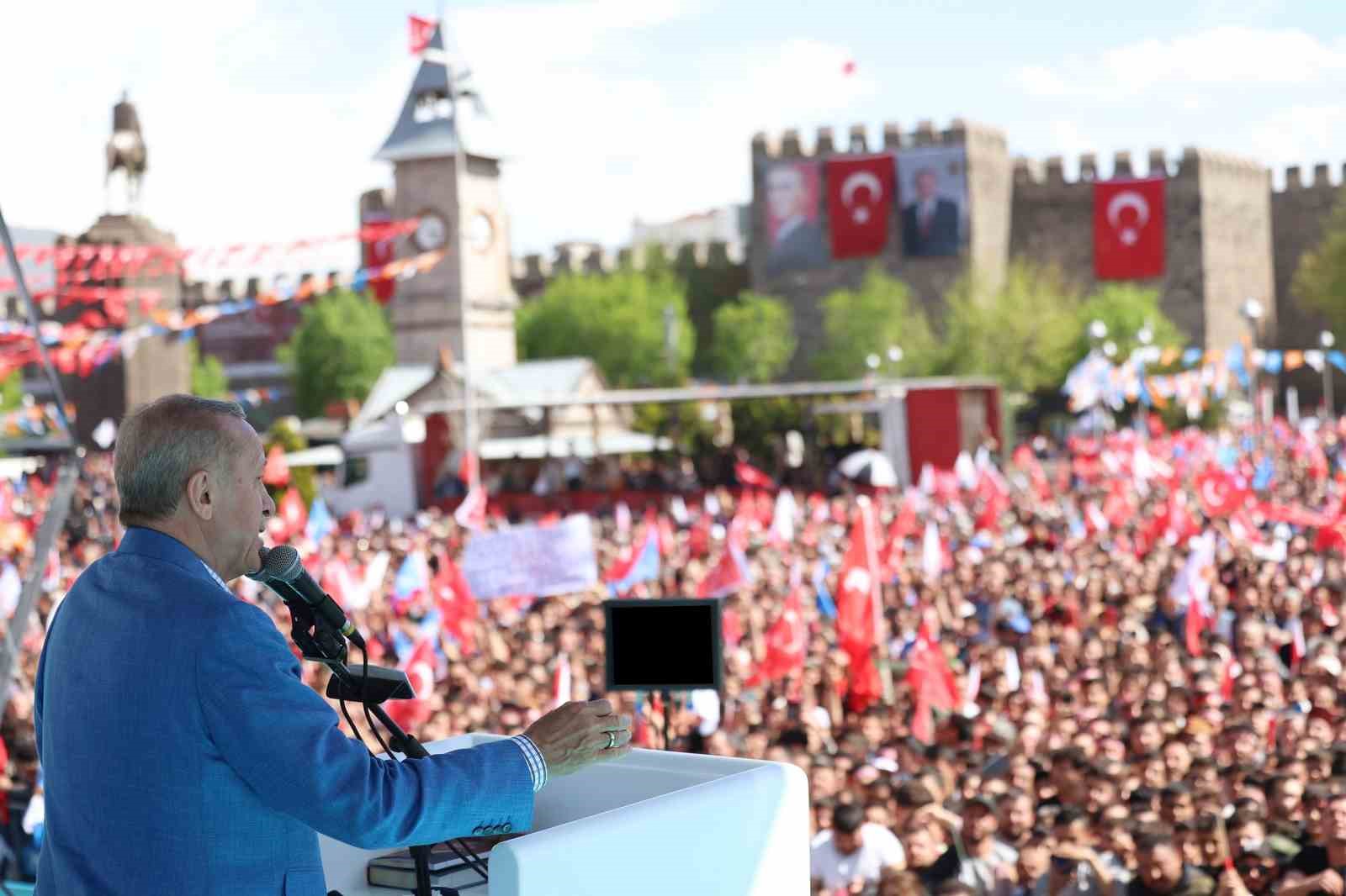 Başkan Büyükkılıç’tan “sandığa gidin” çağrısı