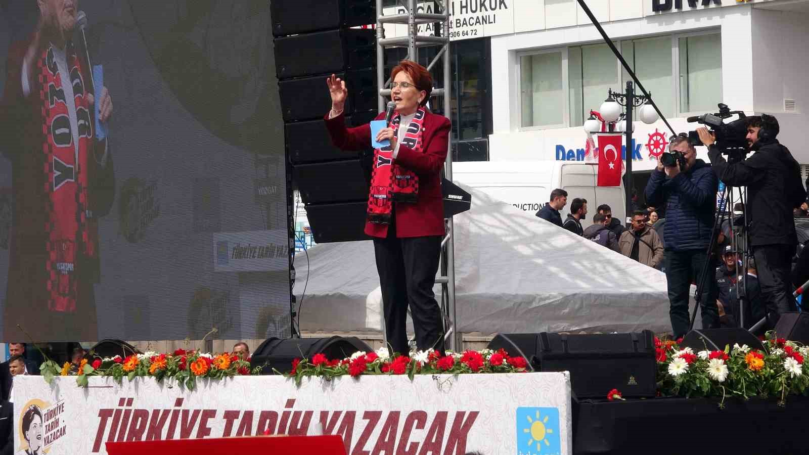 Akşener: “100 bin öğretmen ataması yapıp köy okullarını açacağız”