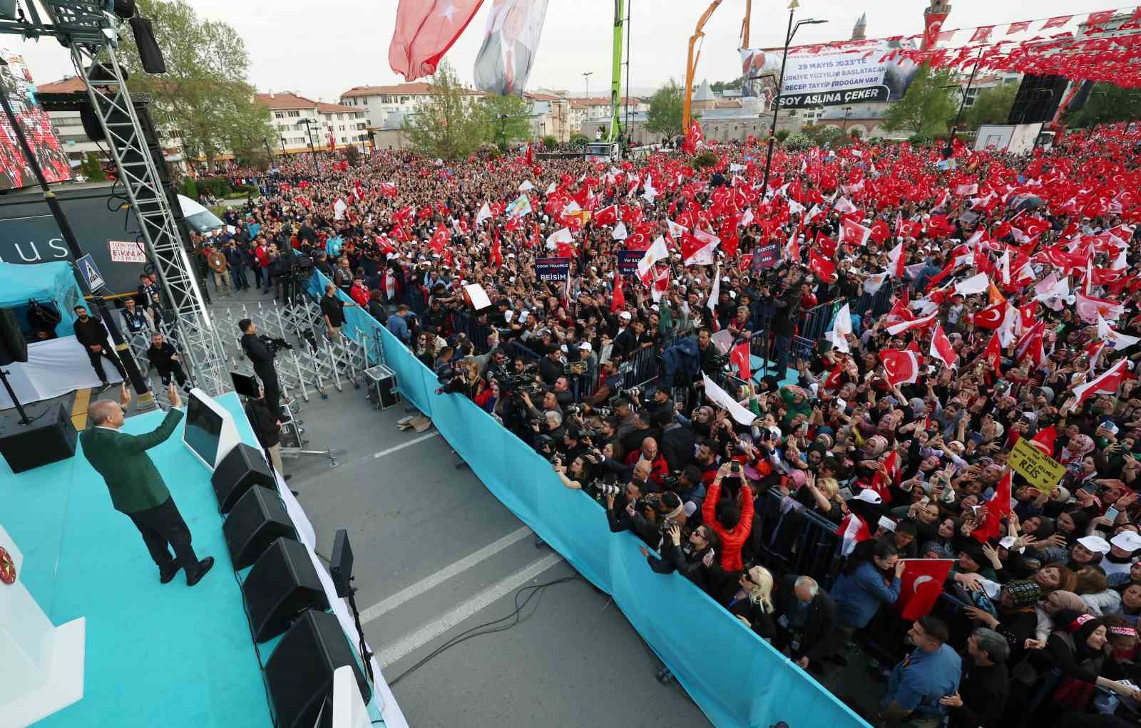 Cumhurbaşkanı Erdoğan: "28 Mayıs’la birlikte inşallah ülkemizin önünde yepyeni kapılar açılacak”