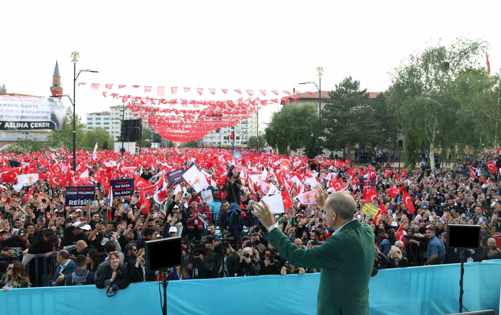 Cumhurbaşkanı Erdoğan: "28 Mayıs’la birlikte inşallah ülkemizin önünde yepyeni kapılar açılacak”