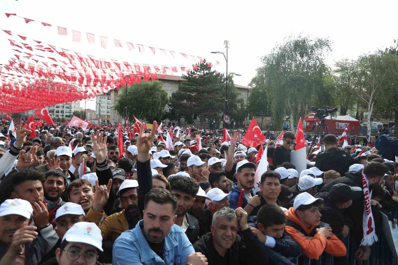 Bahçeli’den Kılıçdaroğlu’na: “Noktalı siyaset olmaz”