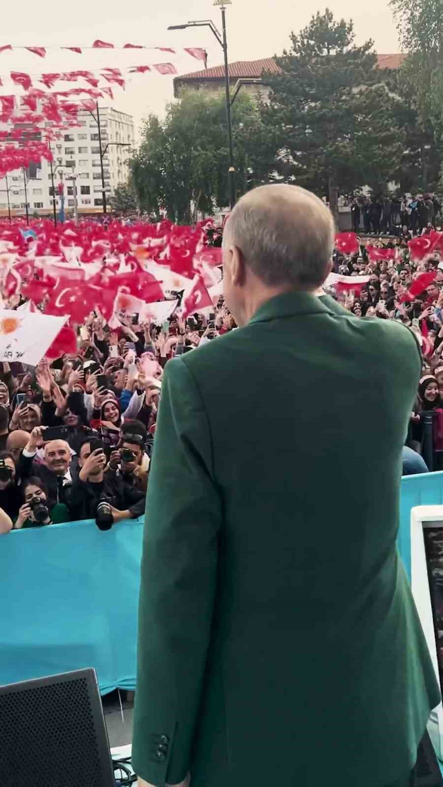 Cumhurbaşkanı Recep Tayyip Erdoğan’ın Sivas paylaşımını milyonlar izledi