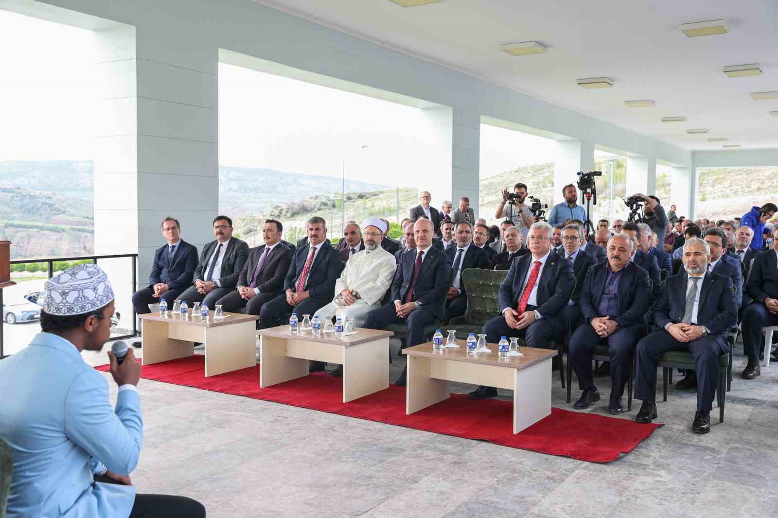 Diyanet İşleri Başkanı Erbaş, Çankırı Karatekin Üniversitesi Uluyazı Kampüs Camii’nin açılışına katıldı