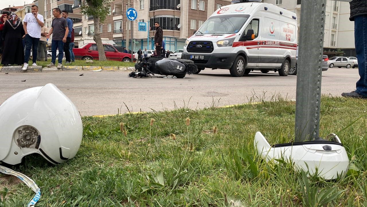 Aksaray’da otomobil ile motosiklet çarpıştı: 2 yaralı