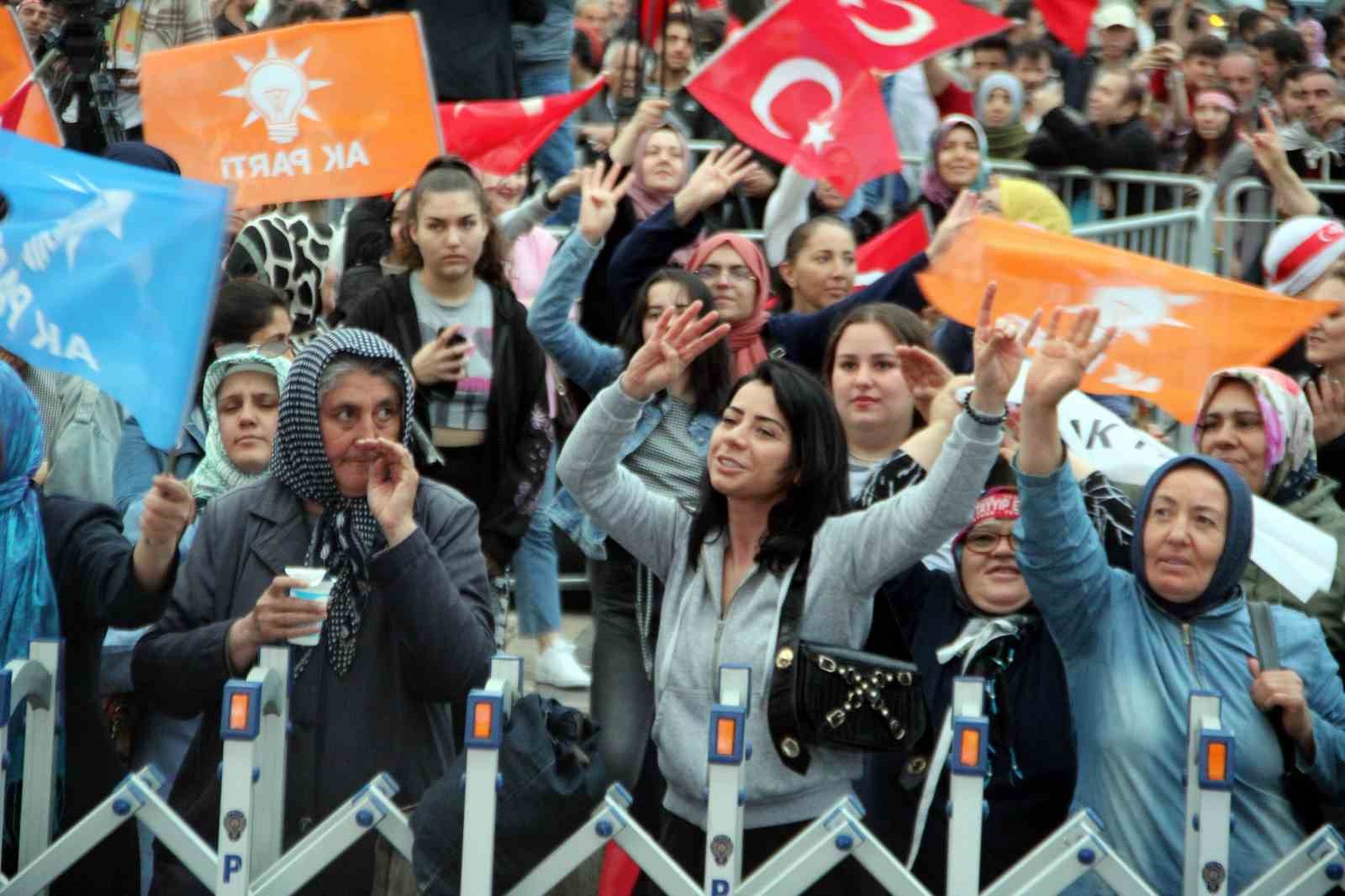 Bakan Akar: "Türkiye teröre son vermekte ne kadar kararlı olduğunu belirtti. Bundan sonrası bize kalmış"