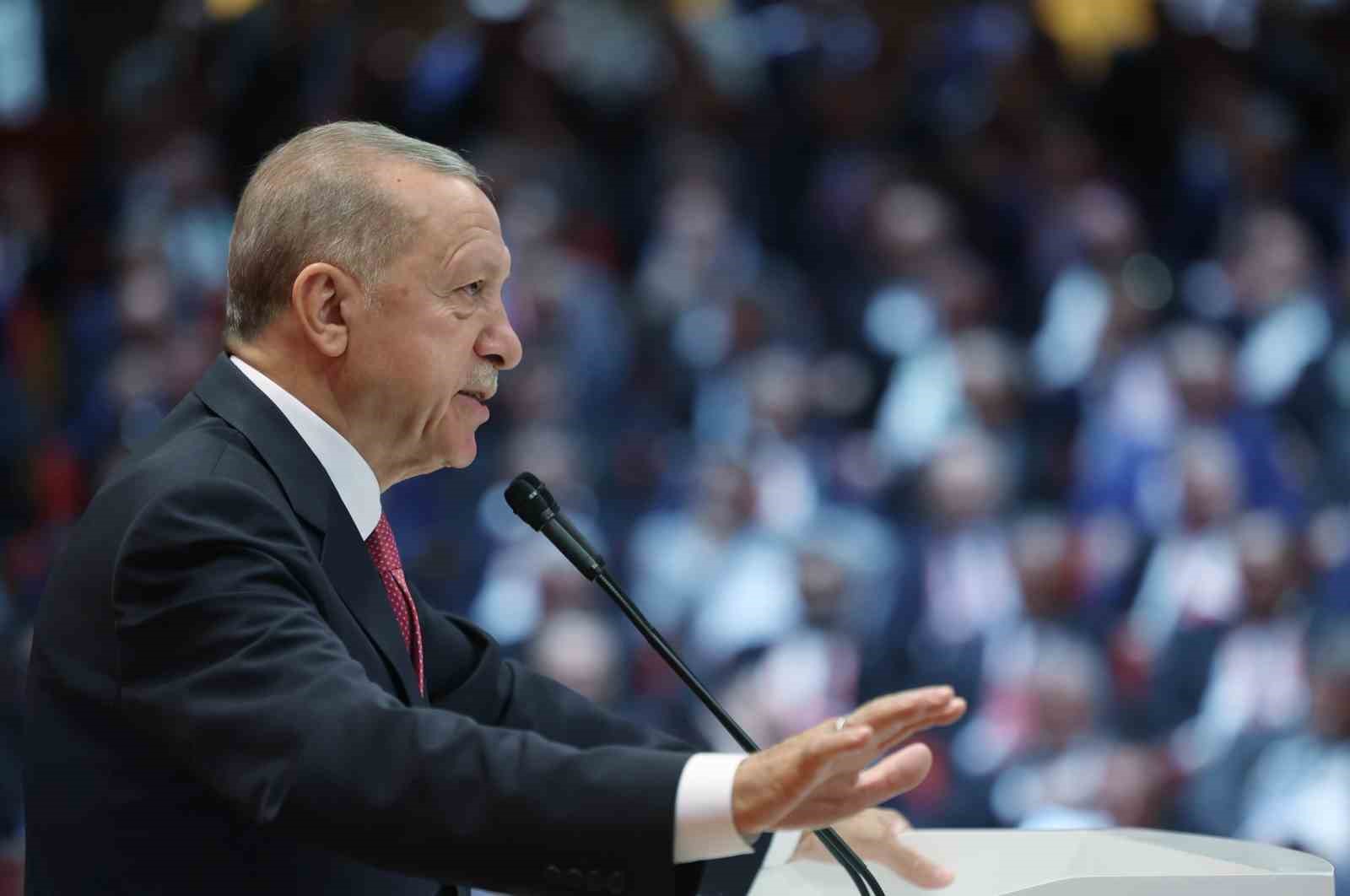 Cumhurbaşkanı Erdoğan: "Adeta bir siyasi şantaj olarak kullanılan bu vize sorununu en kısa sürede hal yoluna koyacağız"