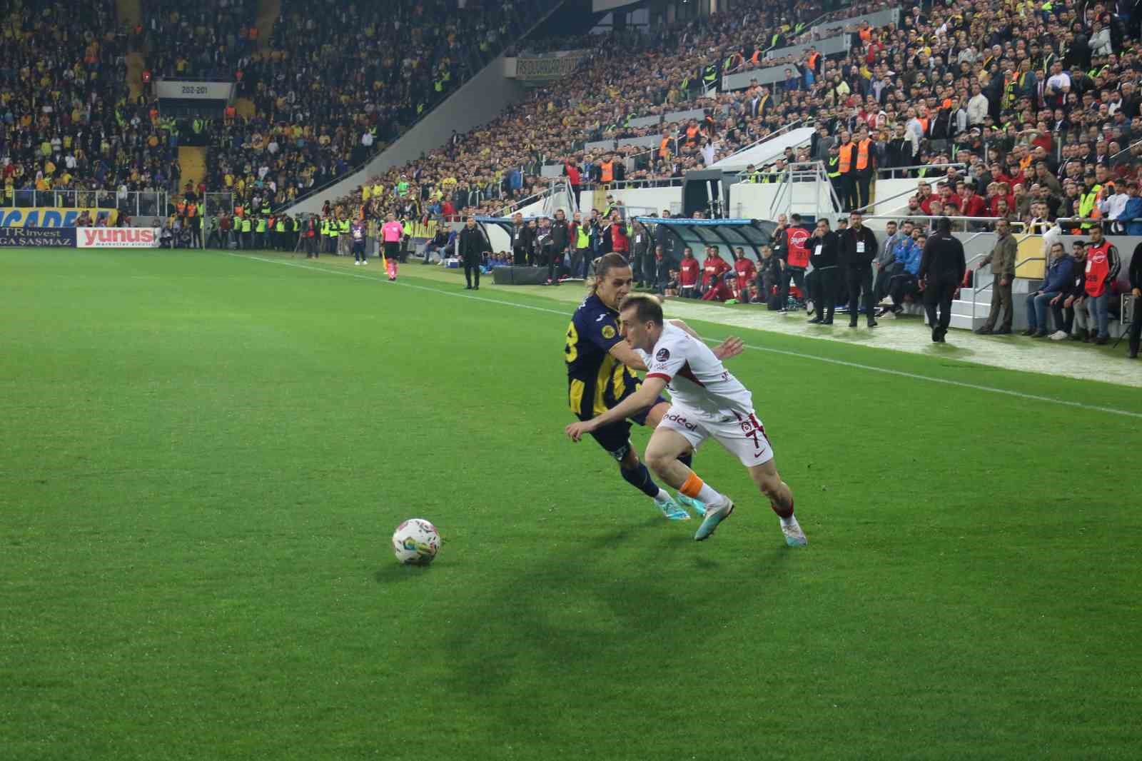 Spor Toto Süper Lig: MKE Ankaragücü: 1 - Galatasaray: 1 (Maç devam ediyor)